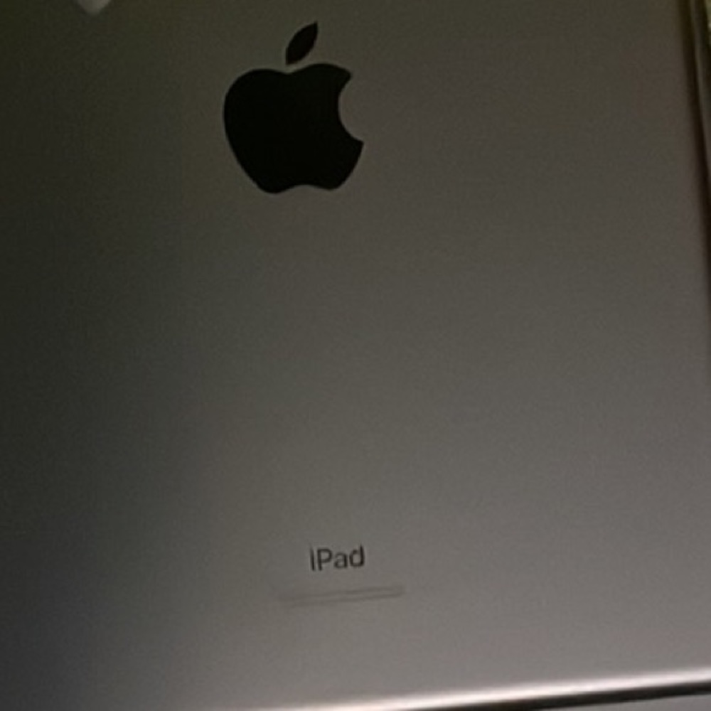 PARTS ONLY IPADS